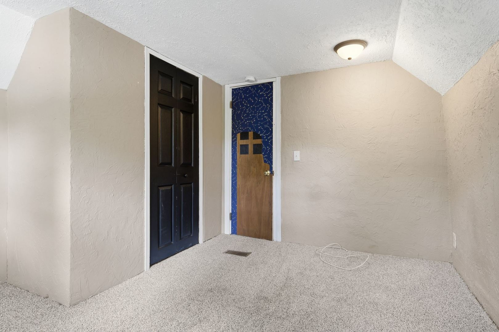 1002 E Empire Street Property Photo 25