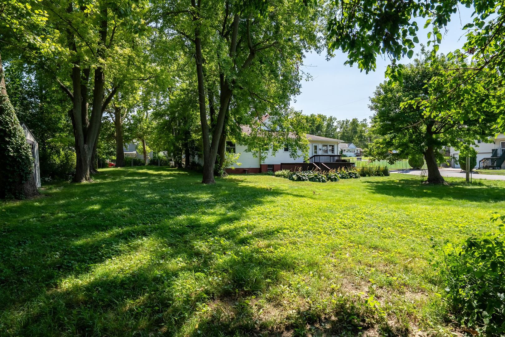 1002 E Empire Street Property Photo 31