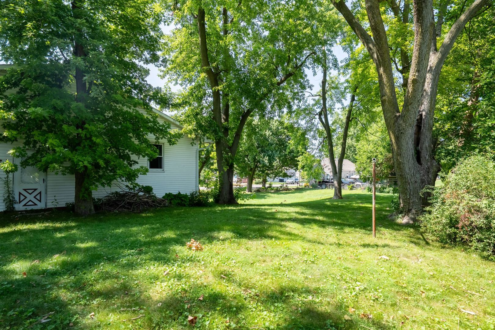 1002 E Empire Street Property Photo 35