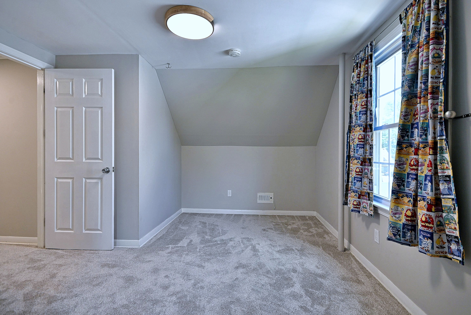 1034 S Saylor Avenue Property Photo 19
