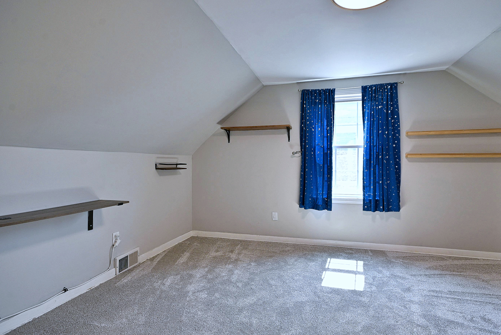1034 S Saylor Avenue Property Photo 21