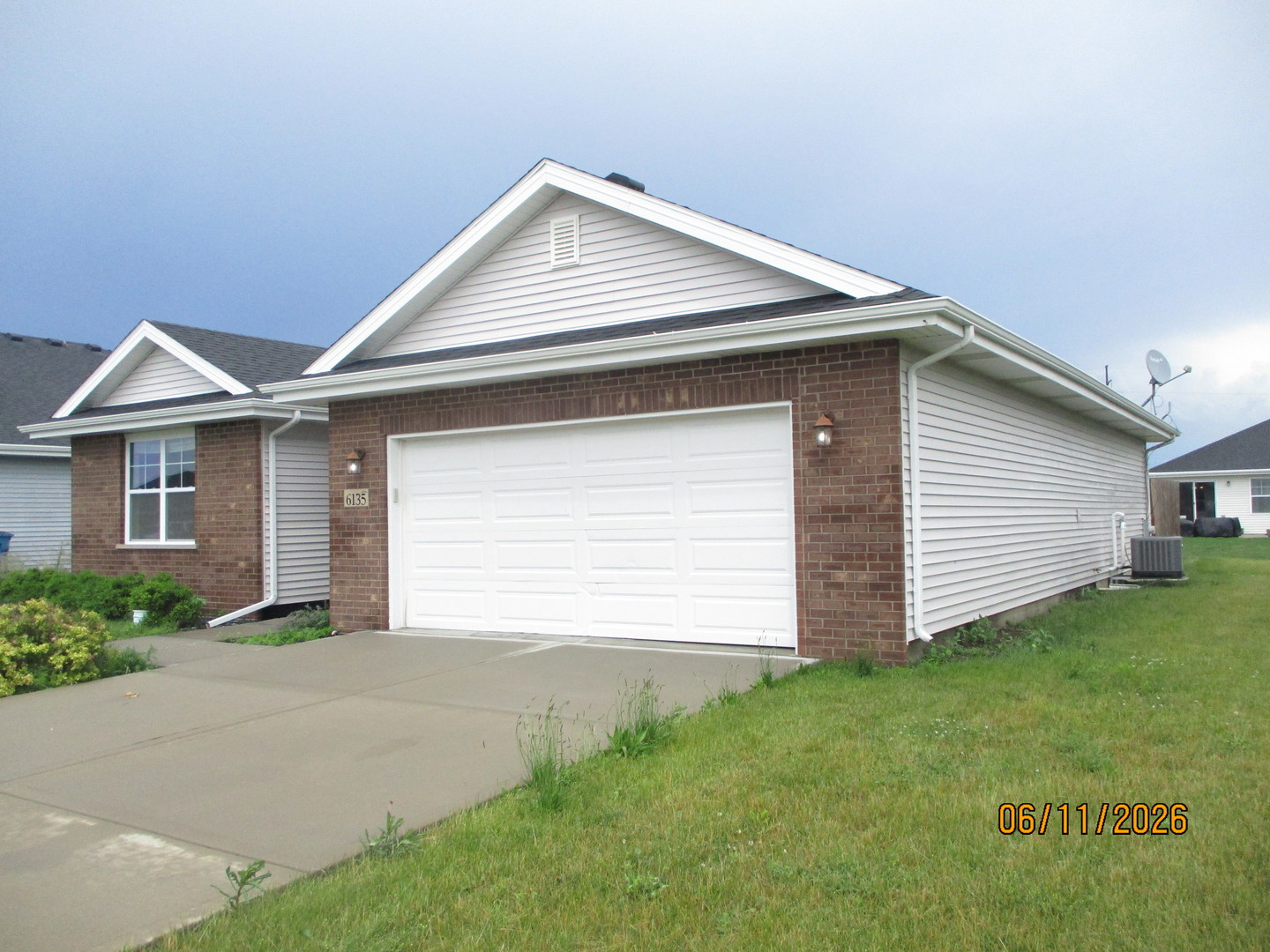 6135 Stone Pathway Street Property Photo 3
