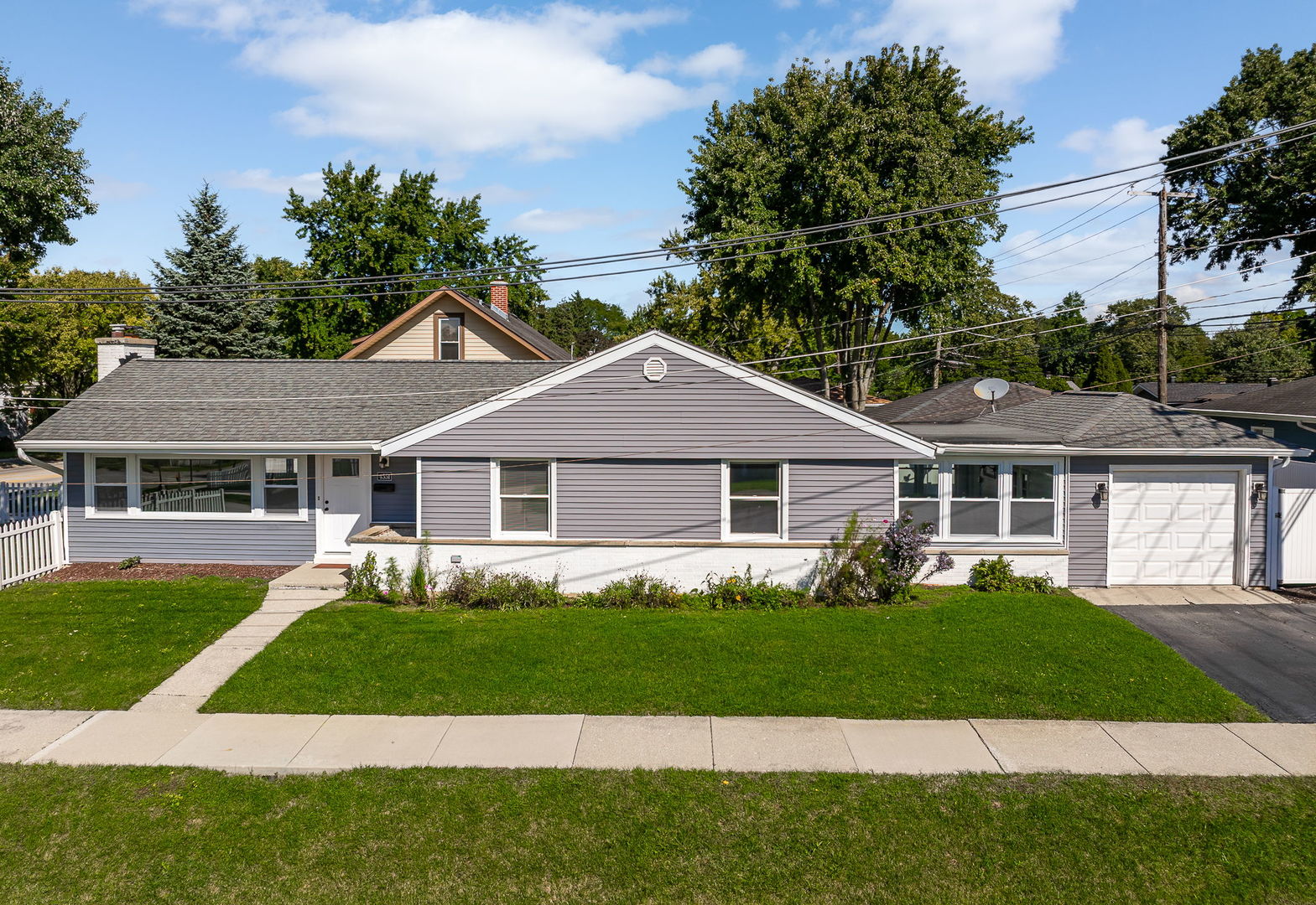 4551 Fairview Avenue Property Photo 1