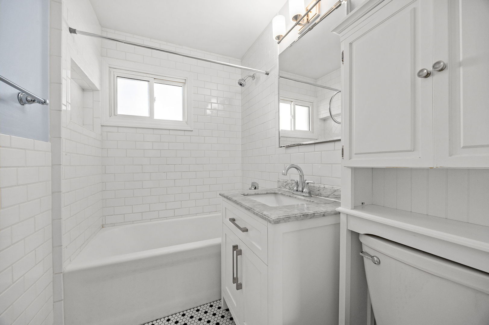 4551 Fairview Avenue Property Photo 16