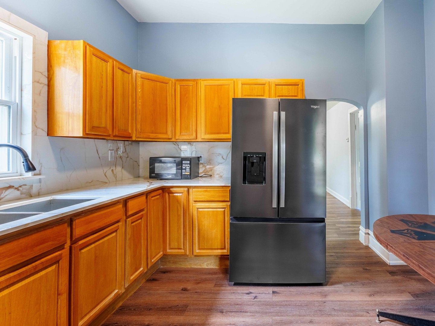 6731 S Loomis Boulevard Property Photo 11