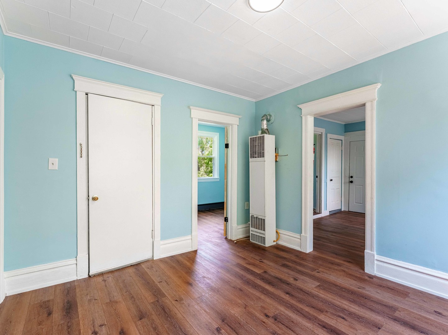 6731 S Loomis Boulevard Property Photo 13
