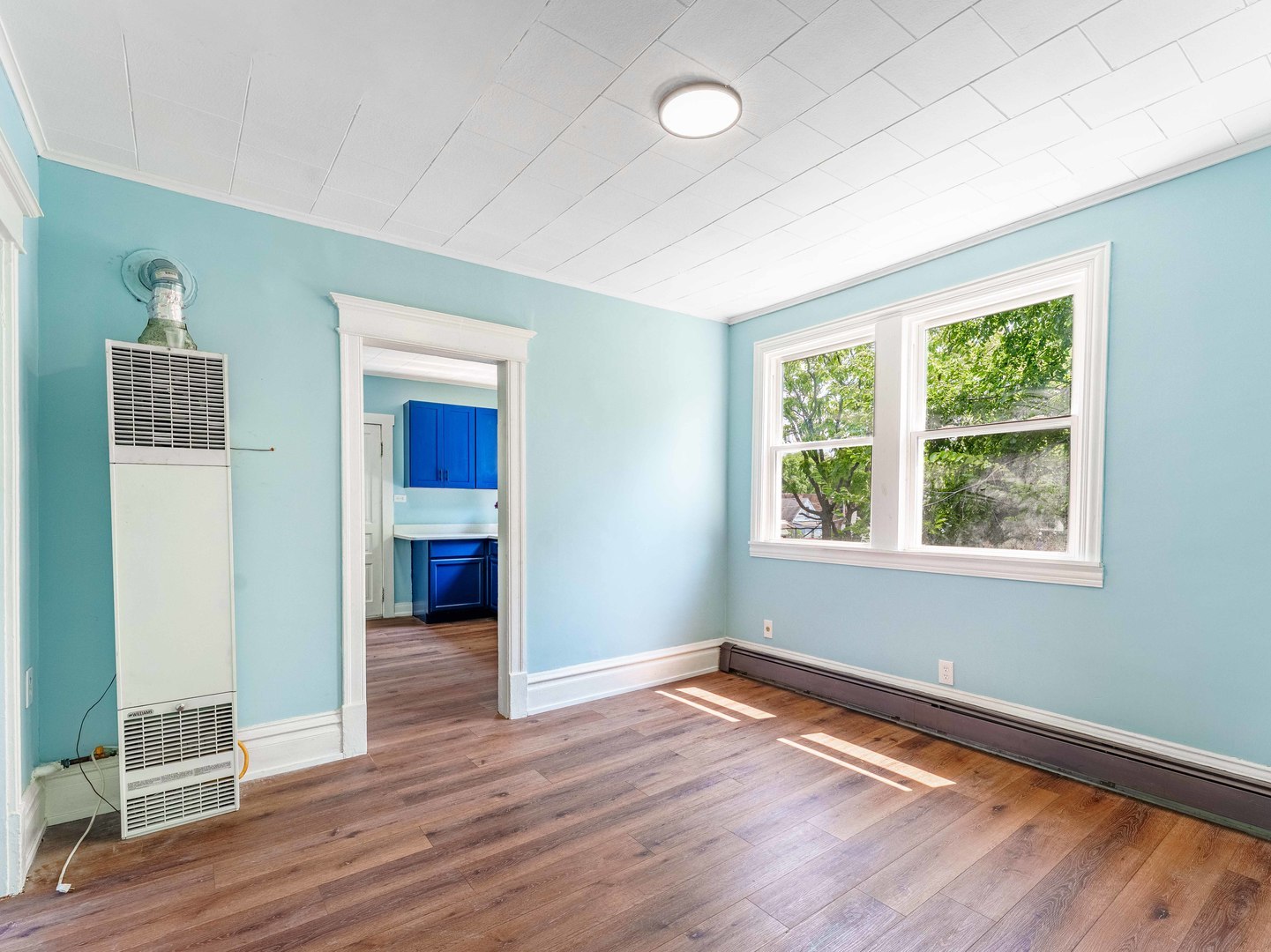 6731 S Loomis Boulevard Property Photo 14