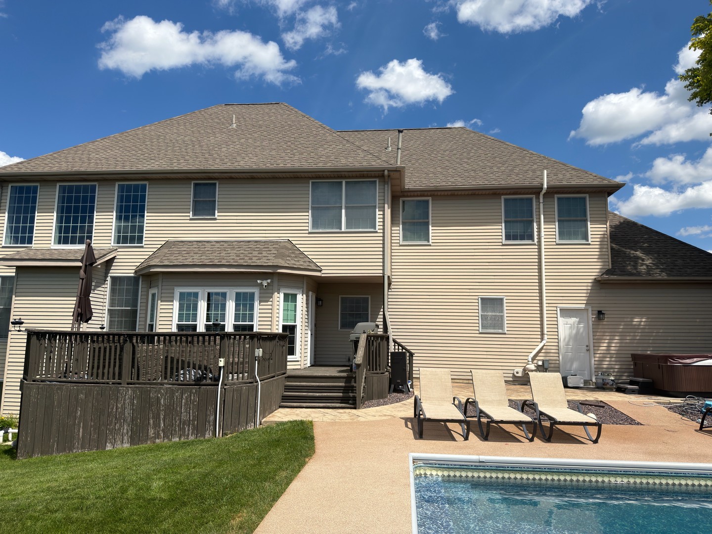13 Knollbrook Court Property Photo 2