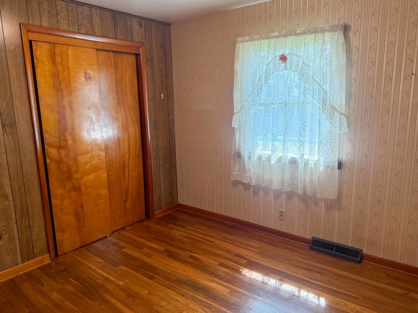 3011 Perrysville Road Property Photo 11