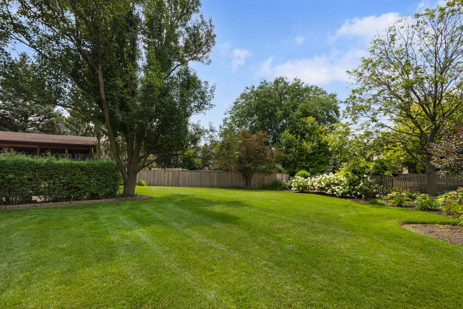 301 Ambria Drive Property Photo 34