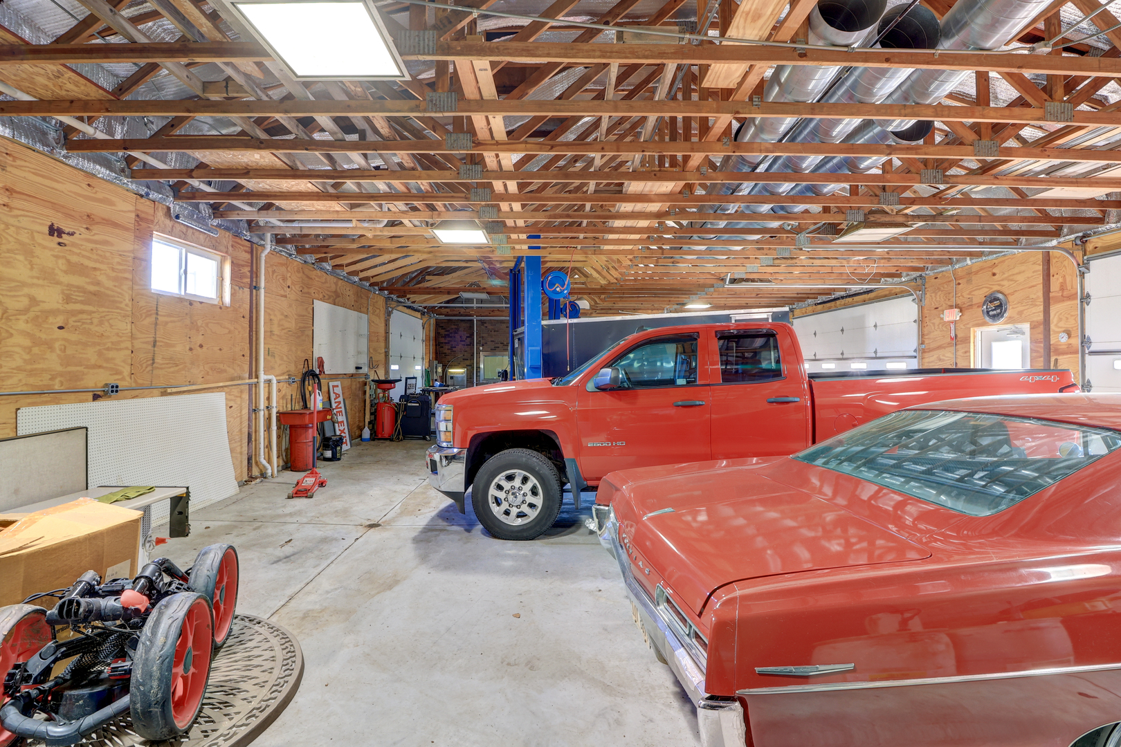 1400 N Galena Avenue Property Photo 6