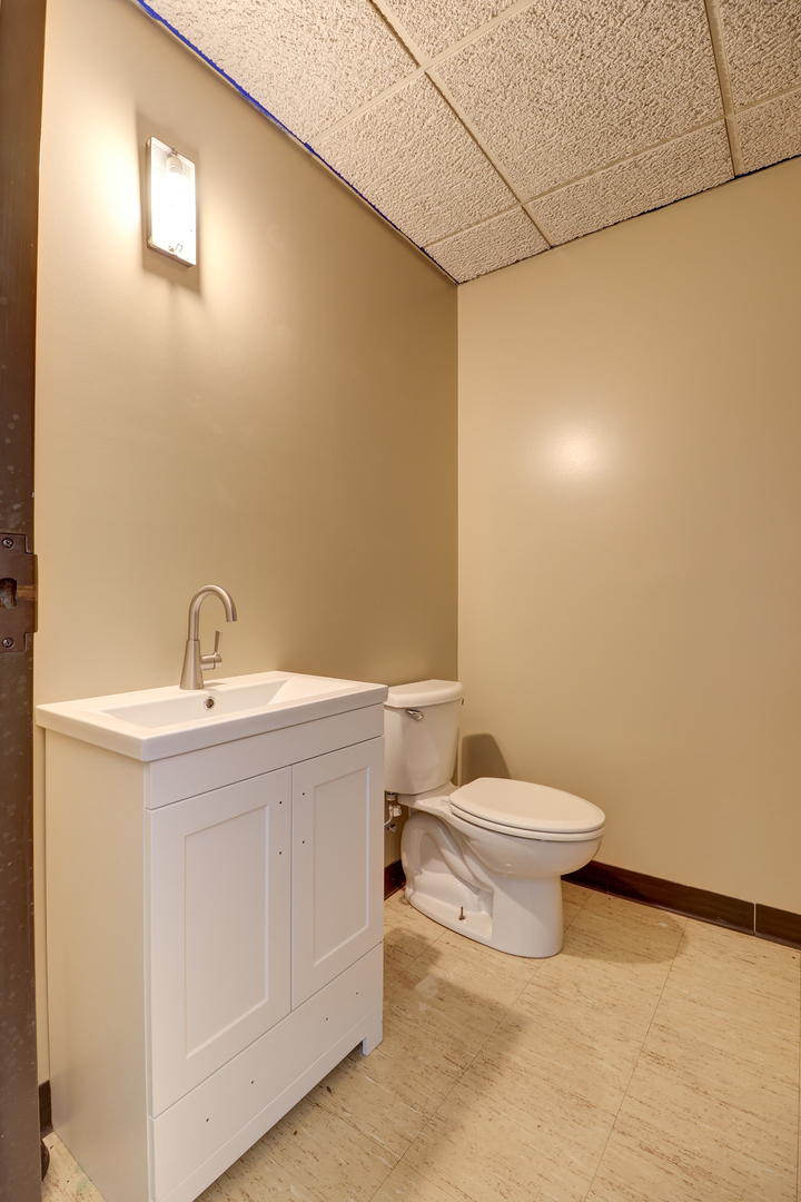 1400 N Galena Avenue Property Photo 15