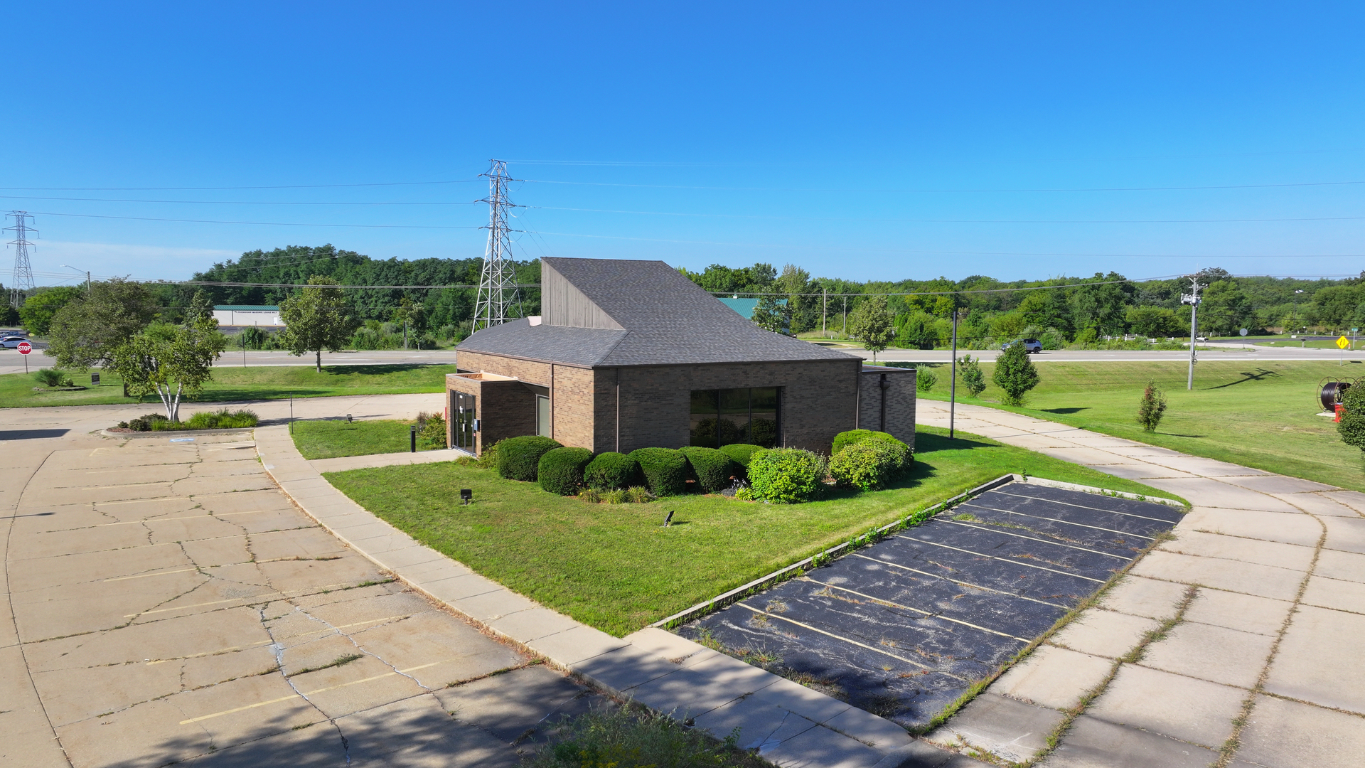 1400 N Galena Avenue Property Photo 17