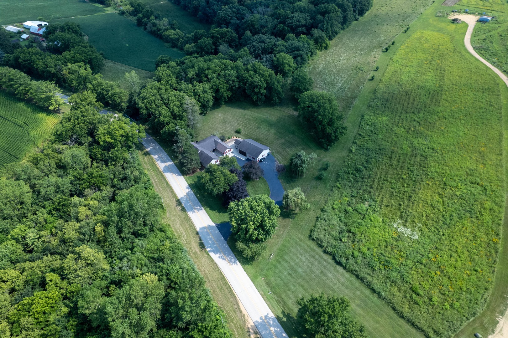 1101 E Spring Creek Road Property Photo 2