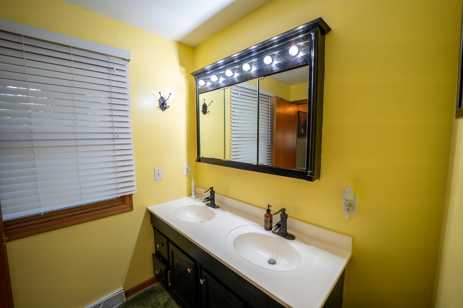 1101 E Spring Creek Road Property Photo 27