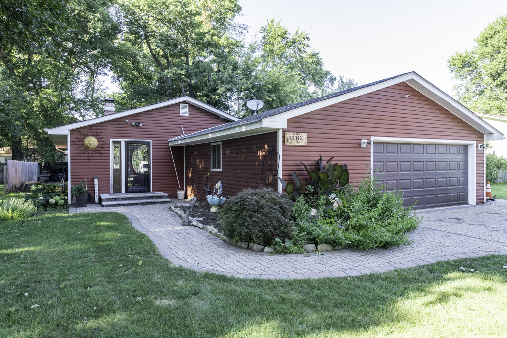 10312 W Chicago Avenue Property Photo 1