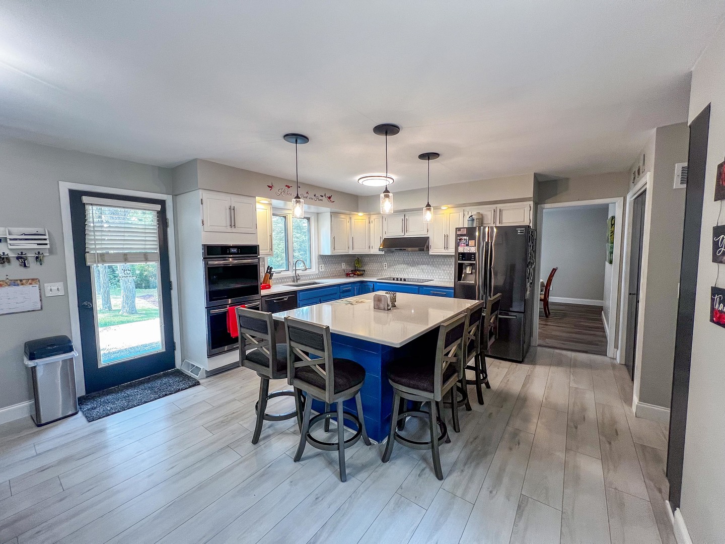 916 W Town Line Road Property Photo 19