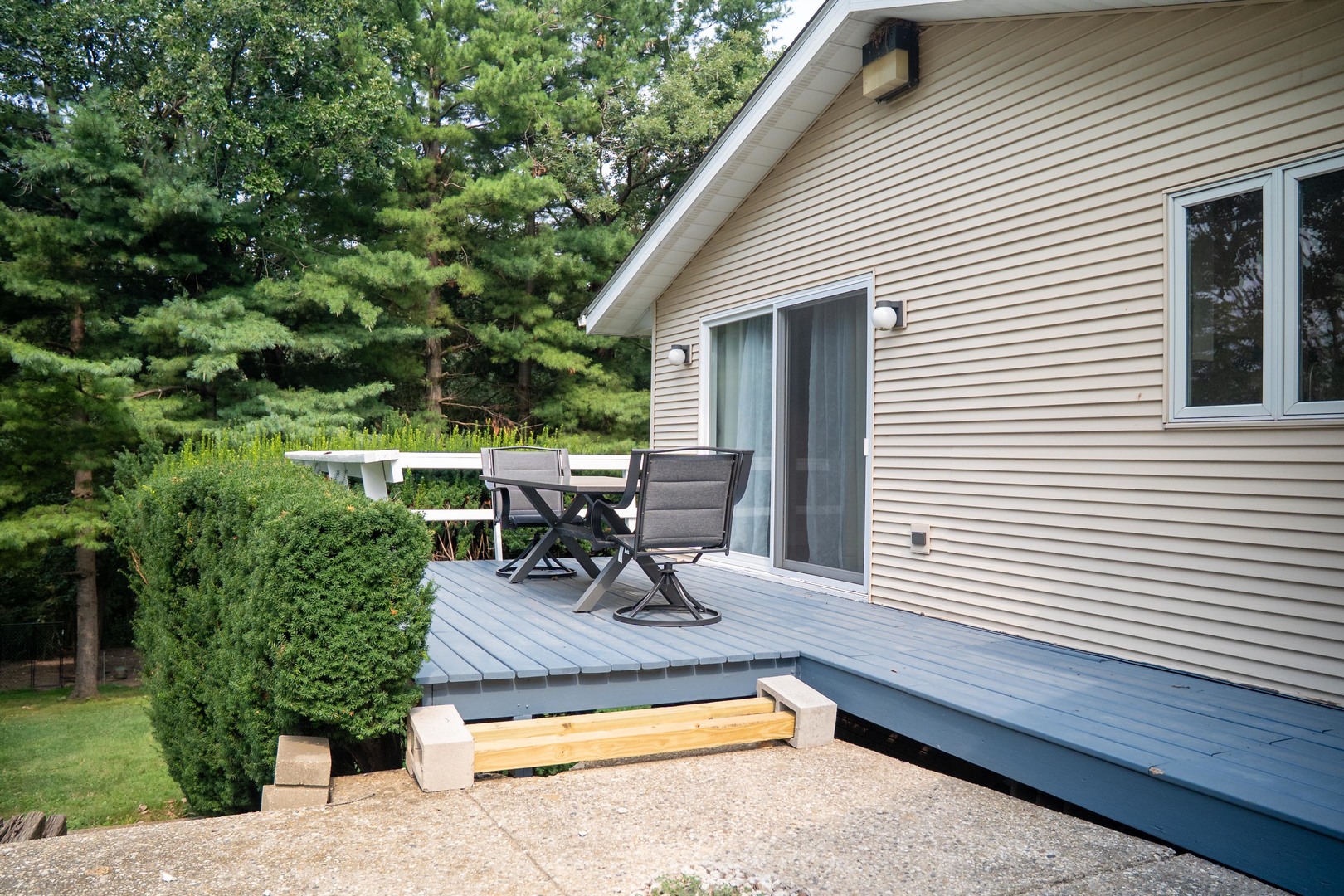 916 W Town Line Road Property Photo 56