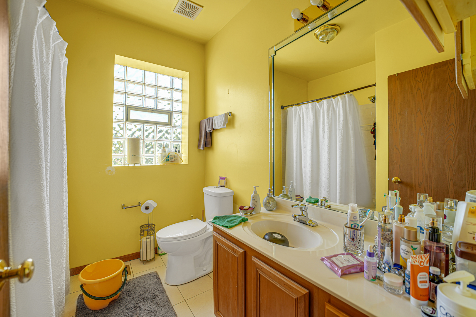 8008 S Ridgeland Avenue 2a Property Photo 13