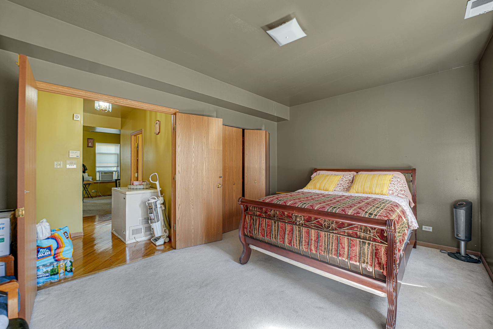 8008 S Ridgeland Avenue 2a Property Photo 20