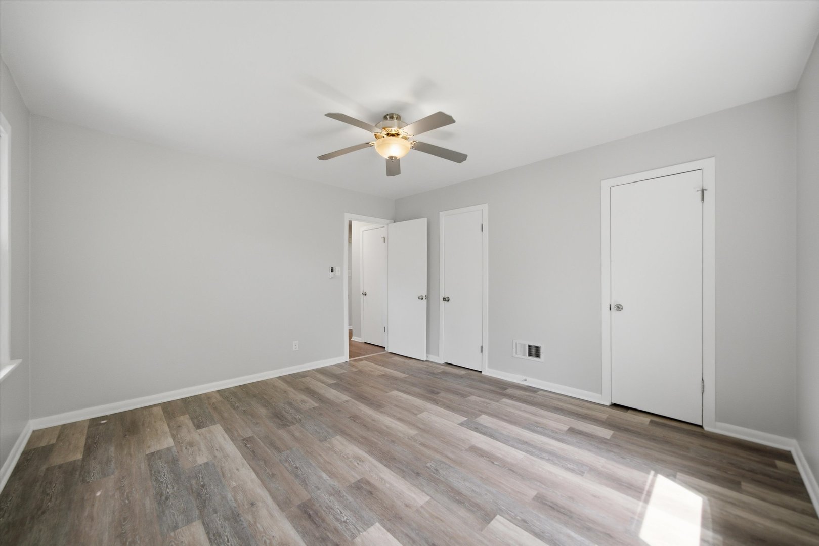 12721521 Property Photo 16