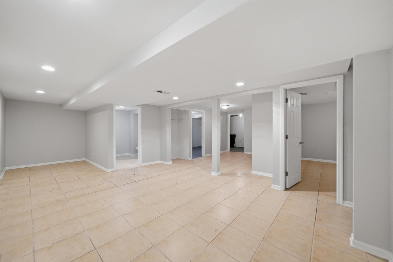 12721521 Property Photo 22