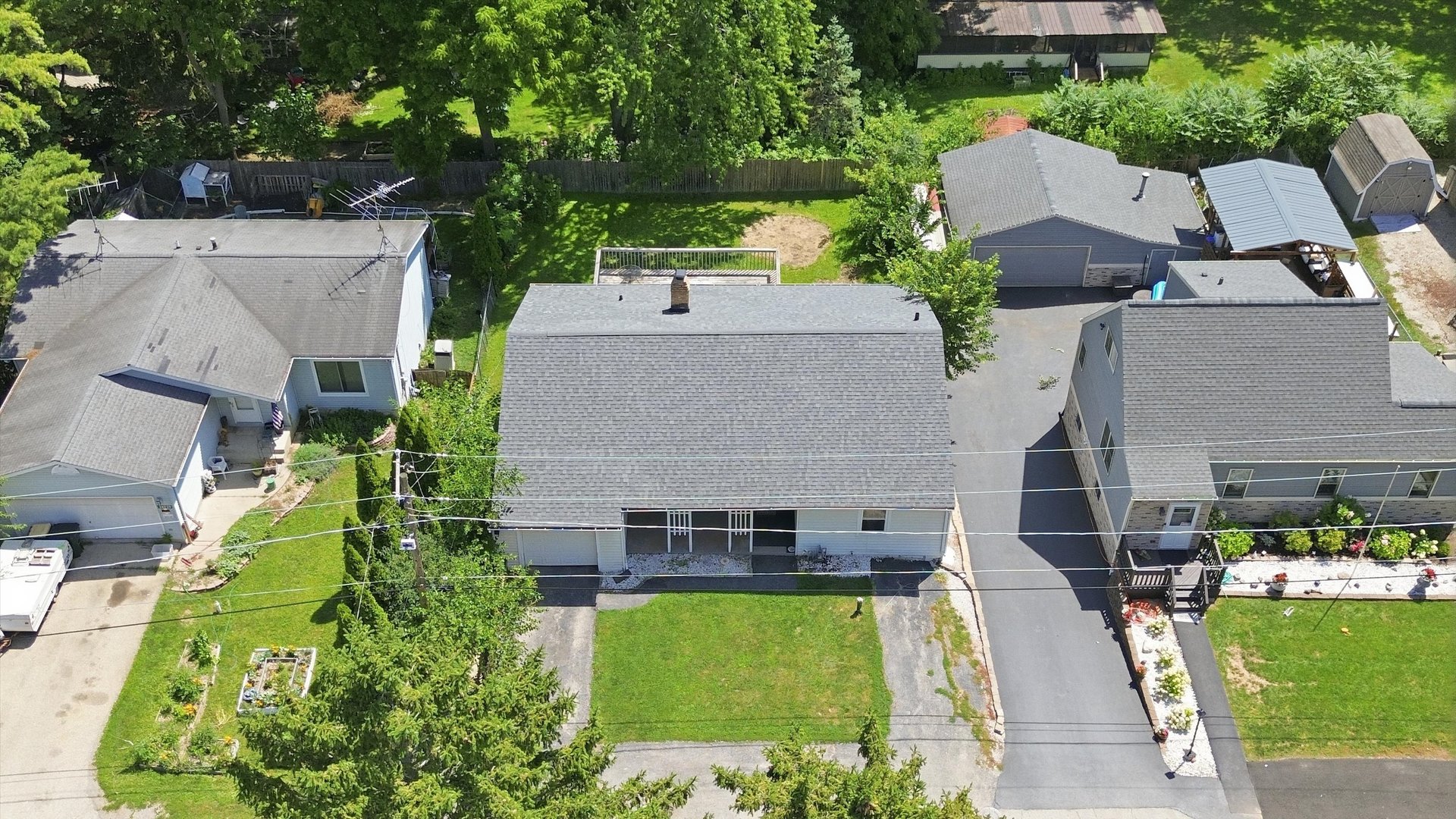 12721521 Property Photo 27