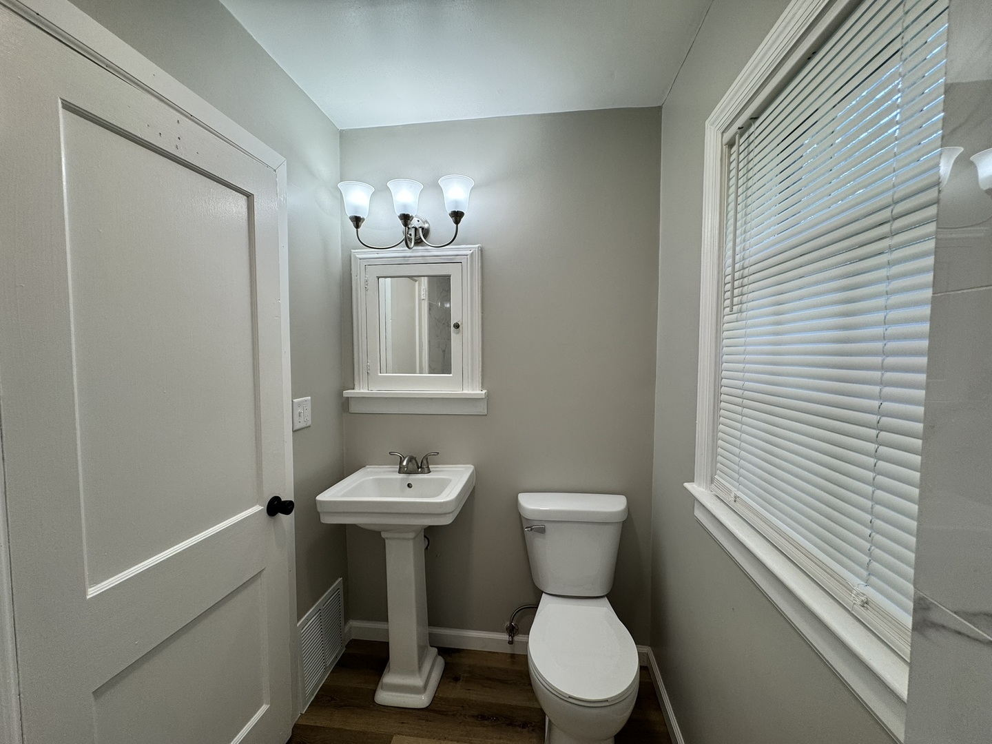 1619 Evergreen Street Property Photo 8