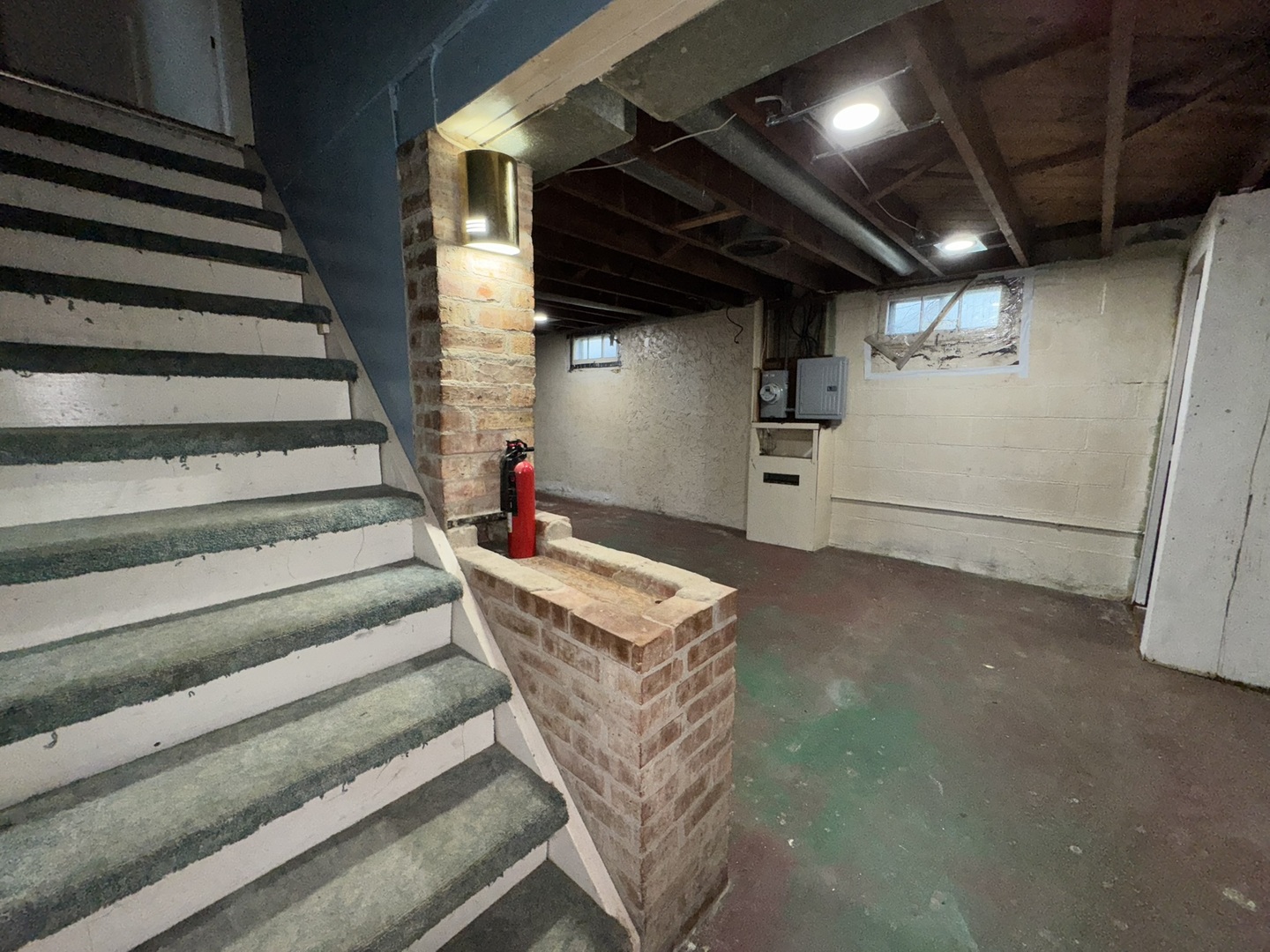1619 Evergreen Street Property Photo 12