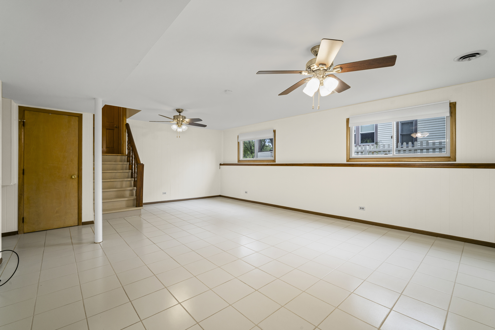 421 N Elm Street Property Photo 15