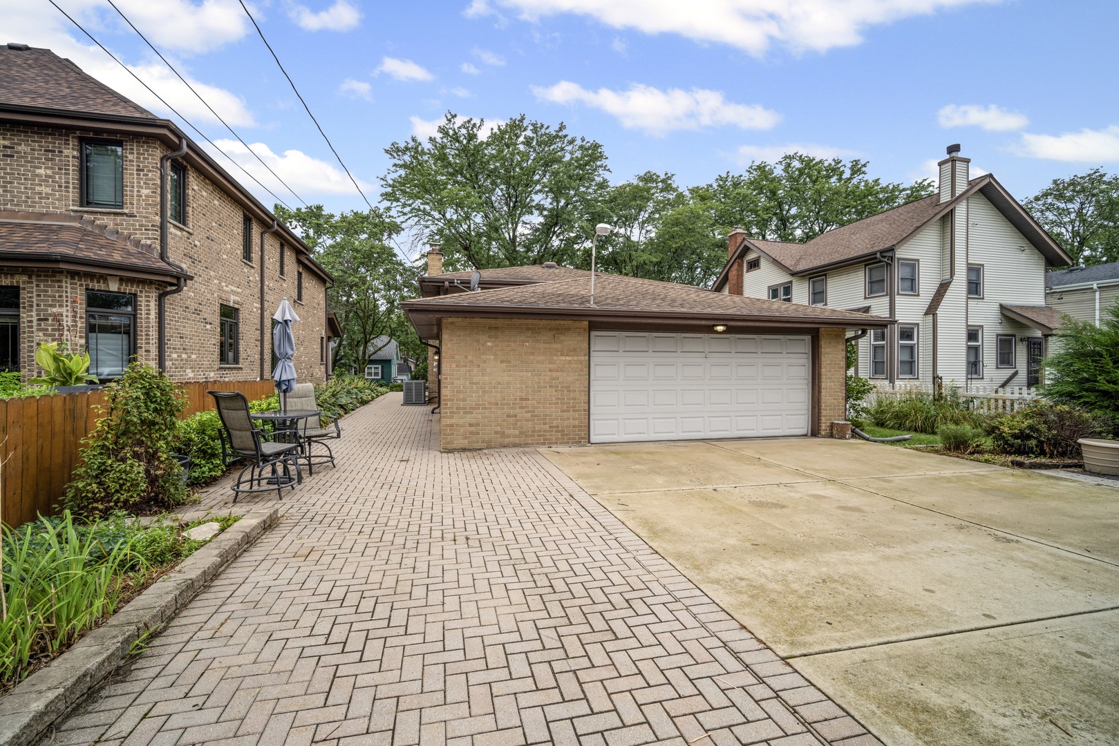 421 N Elm Street Property Photo 20