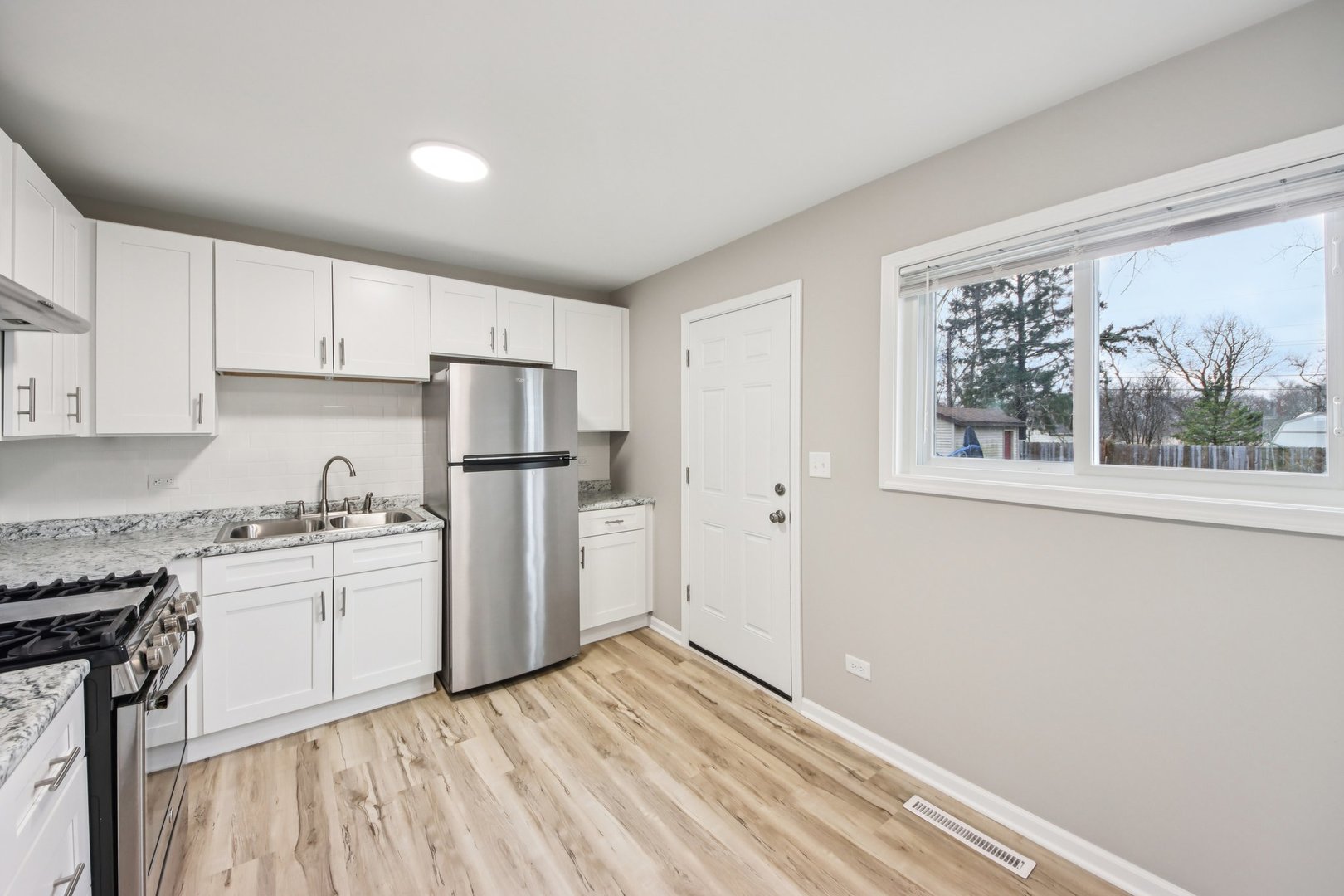 65 Della Street Property Photo 11