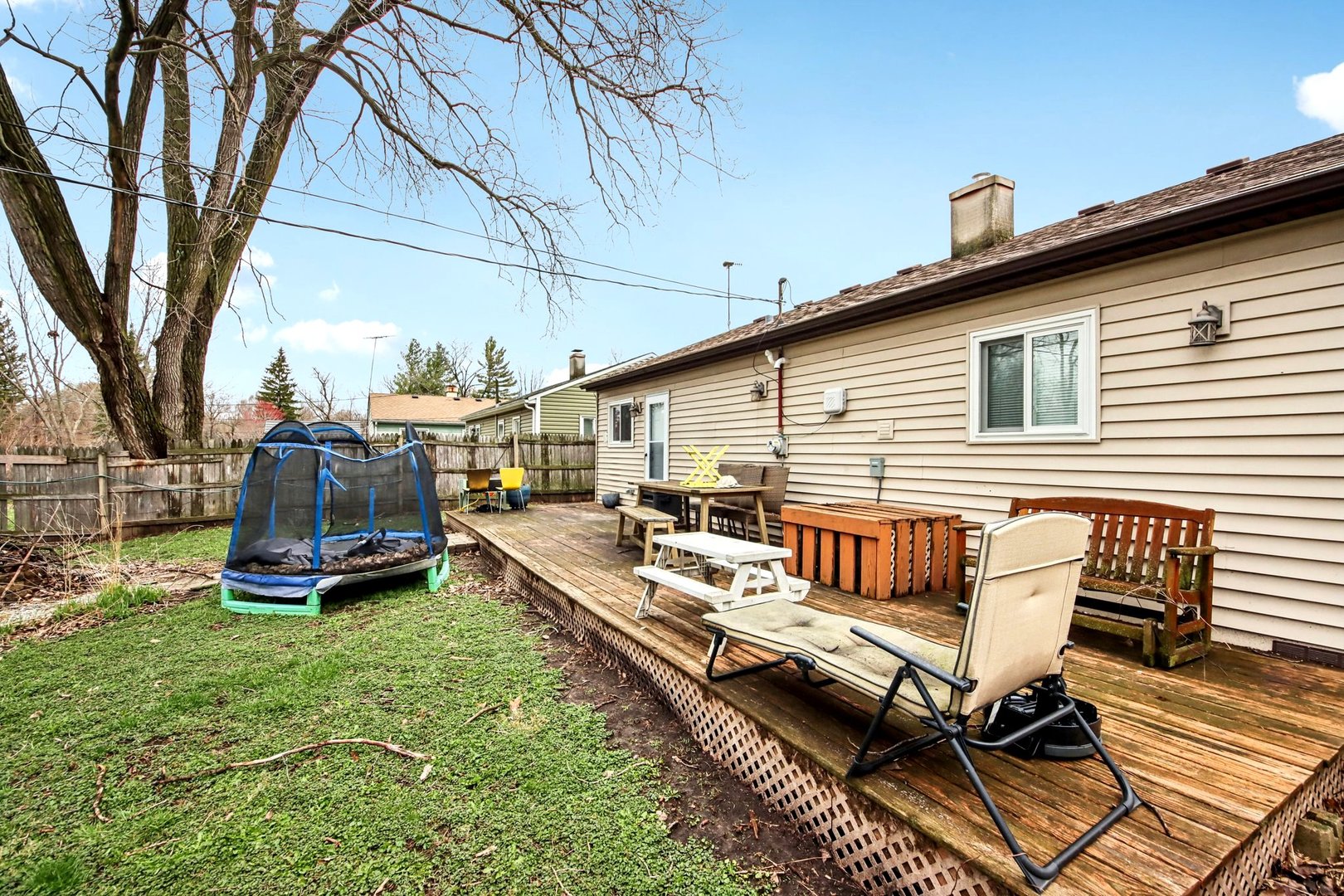 65 Della Street Property Photo 24