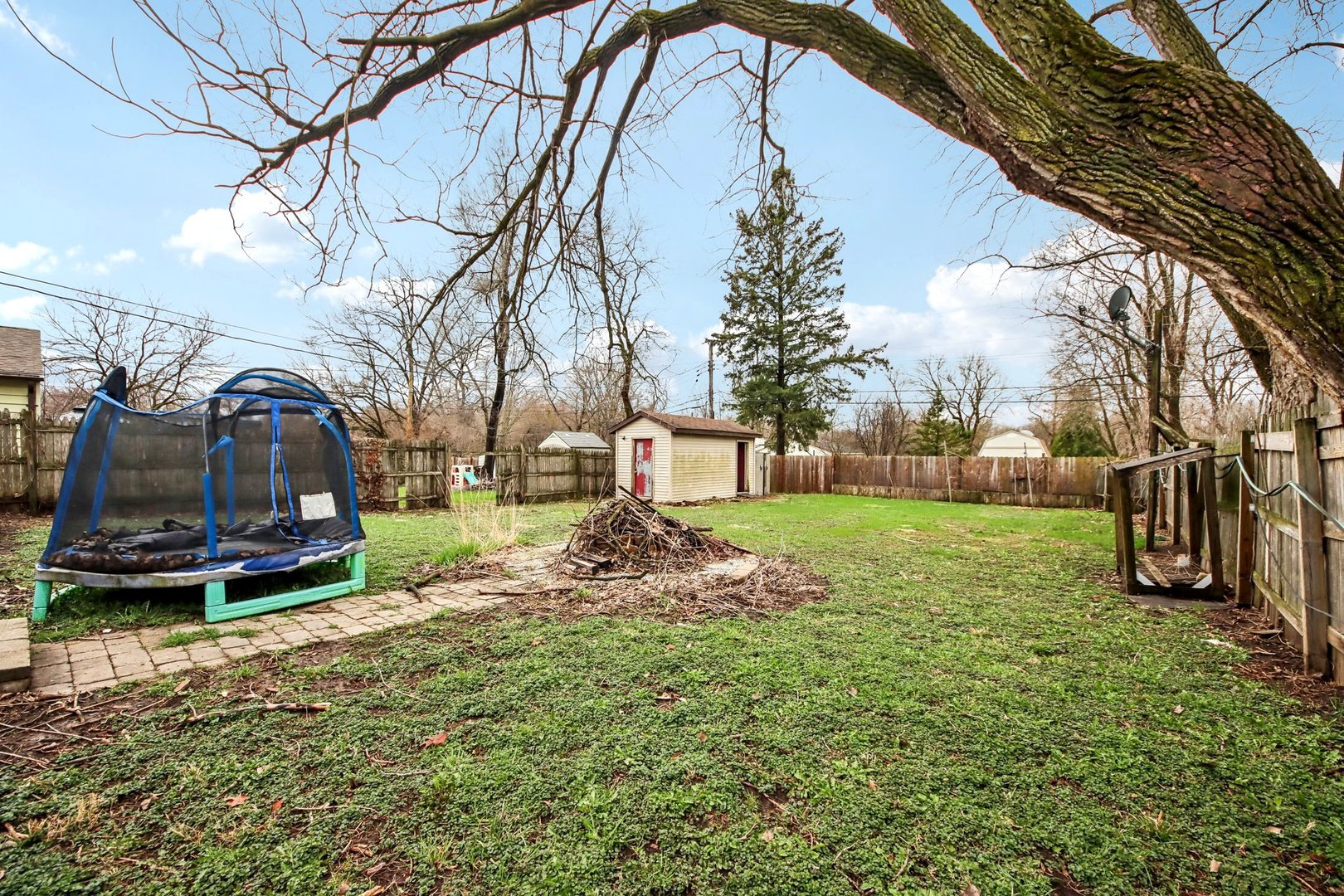 65 Della Street Property Photo 26