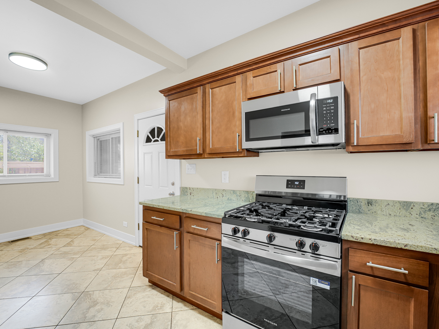 4333 W Lexington Street Property Photo 9