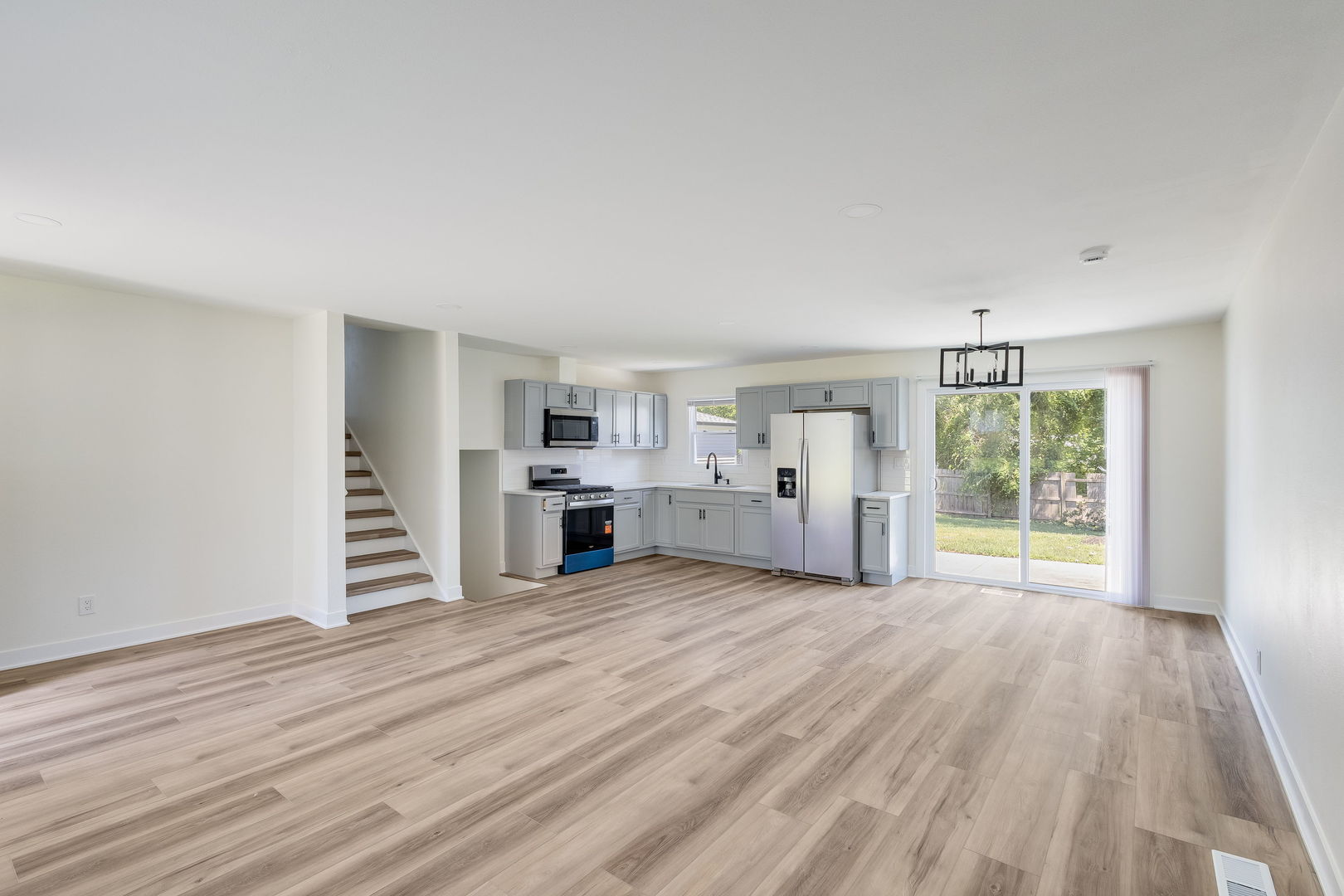 1859 Reichert Avenue Property Photo 3