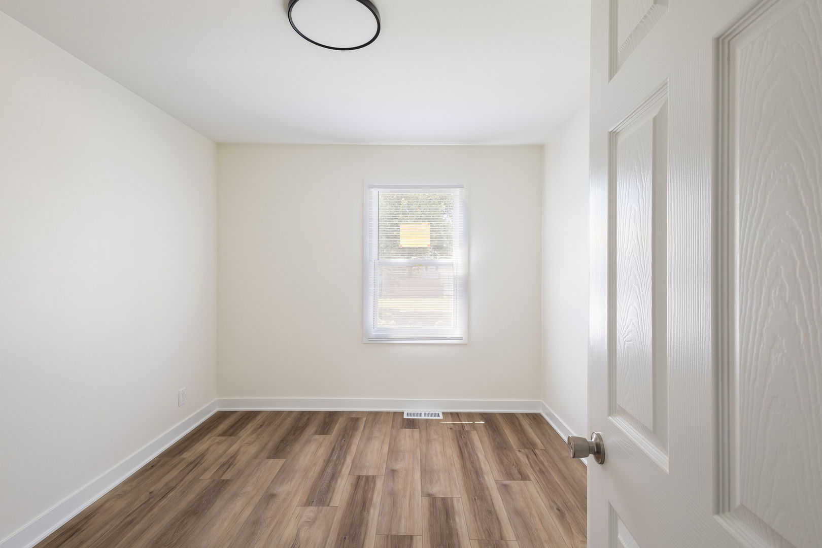 1859 Reichert Avenue Property Photo 6