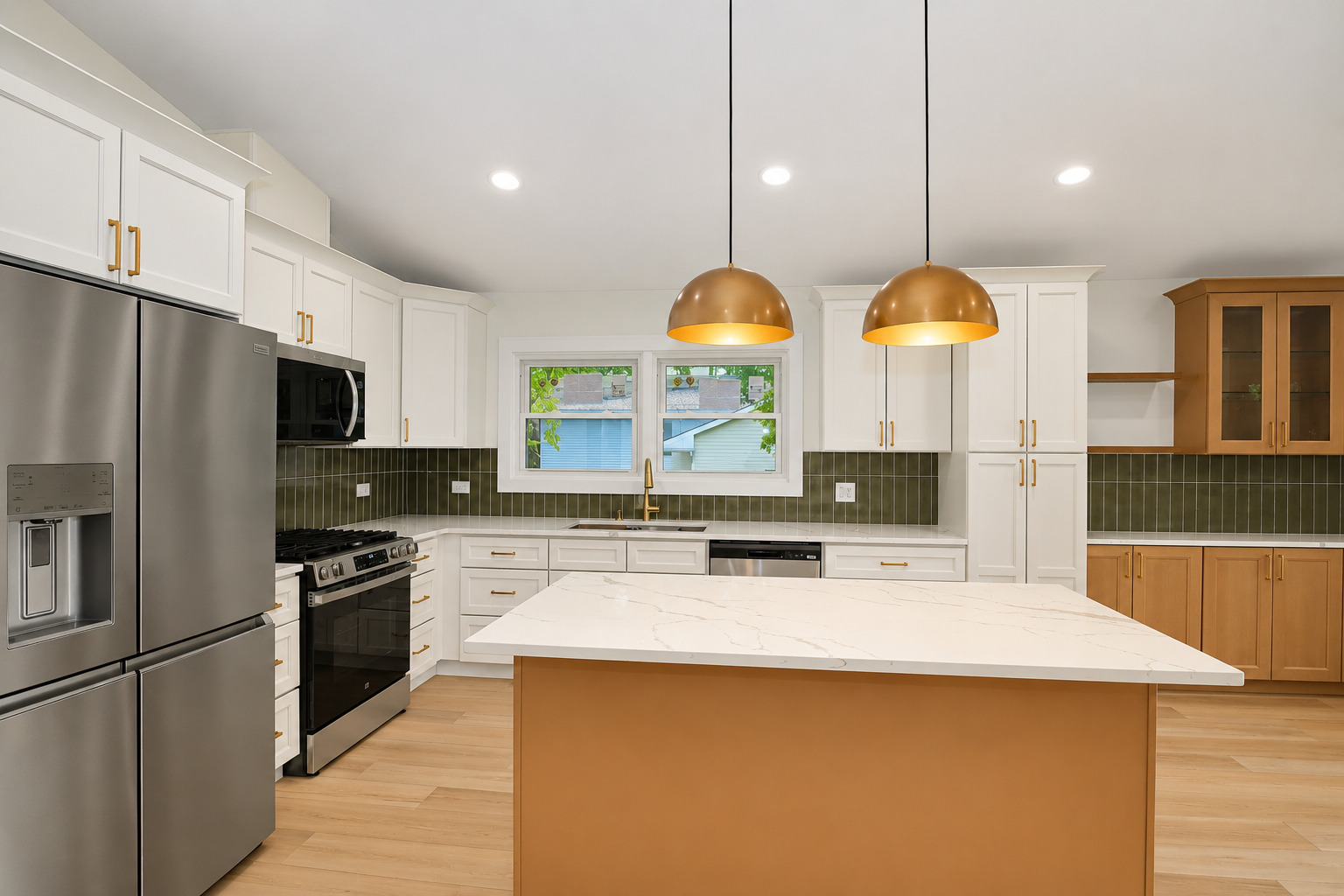 23540 N Echo Lake Road Property Photo 8