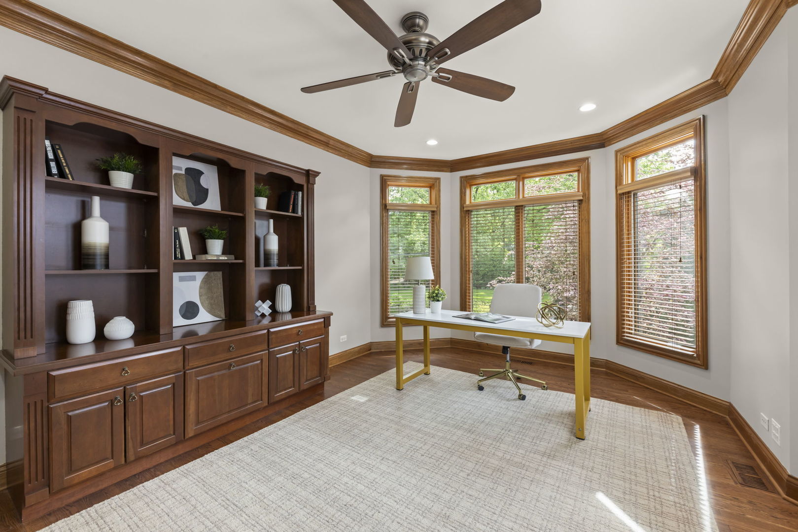 1046 Sylvan Circle Property Photo 32