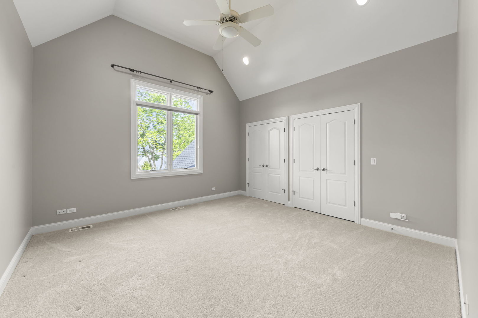 1046 Sylvan Circle Property Photo 47