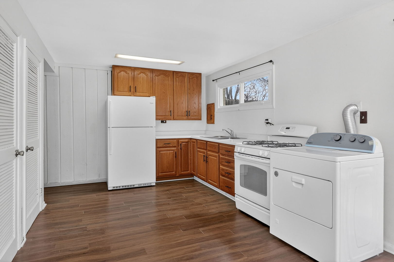 1319 Highland Avenue Property Photo 6