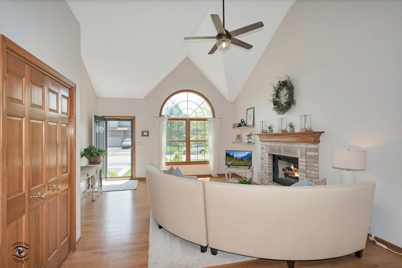 600 Sudbury Circle Property Photo 2