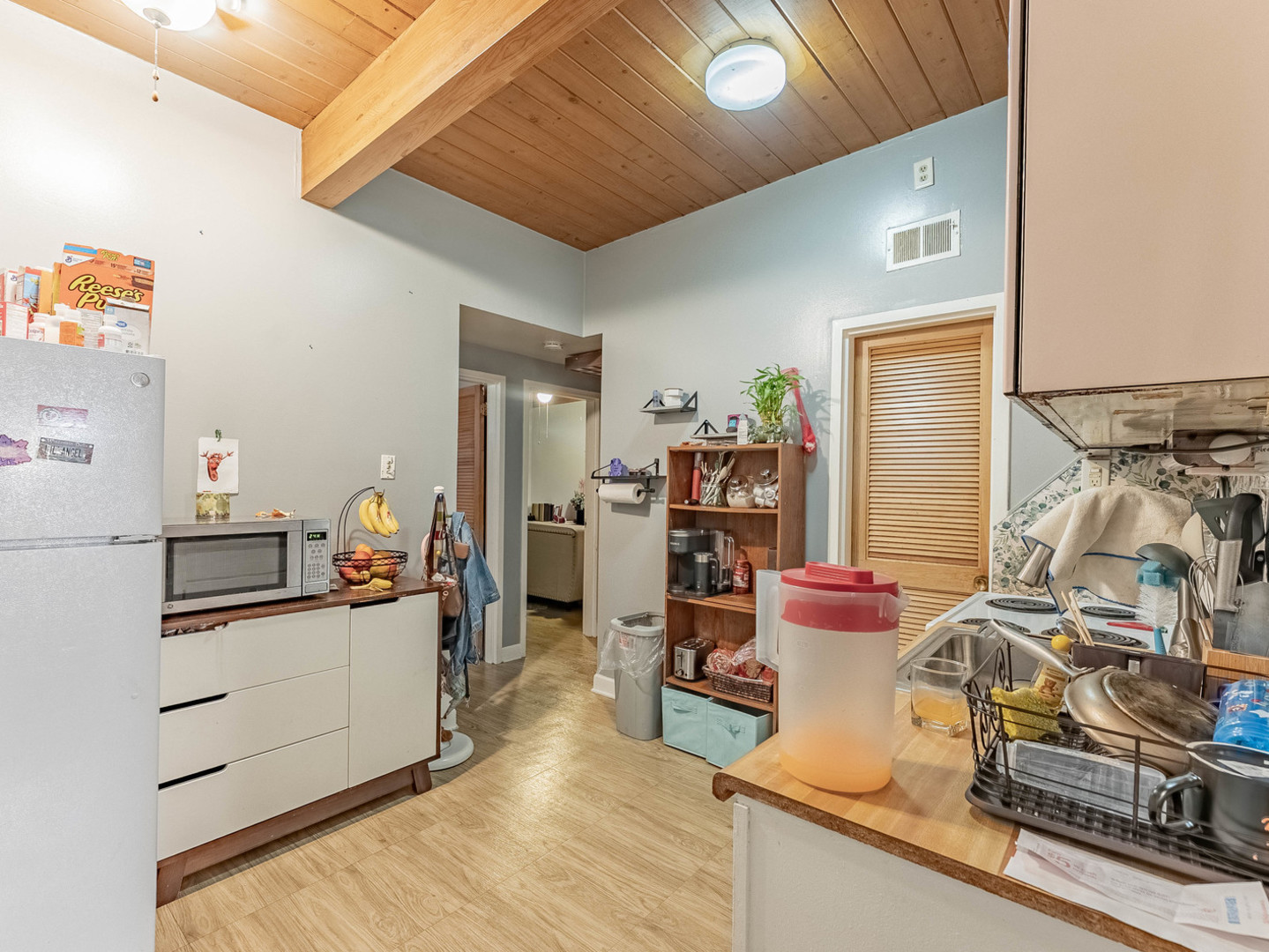 3847 Euclid Avenue Property Photo 8