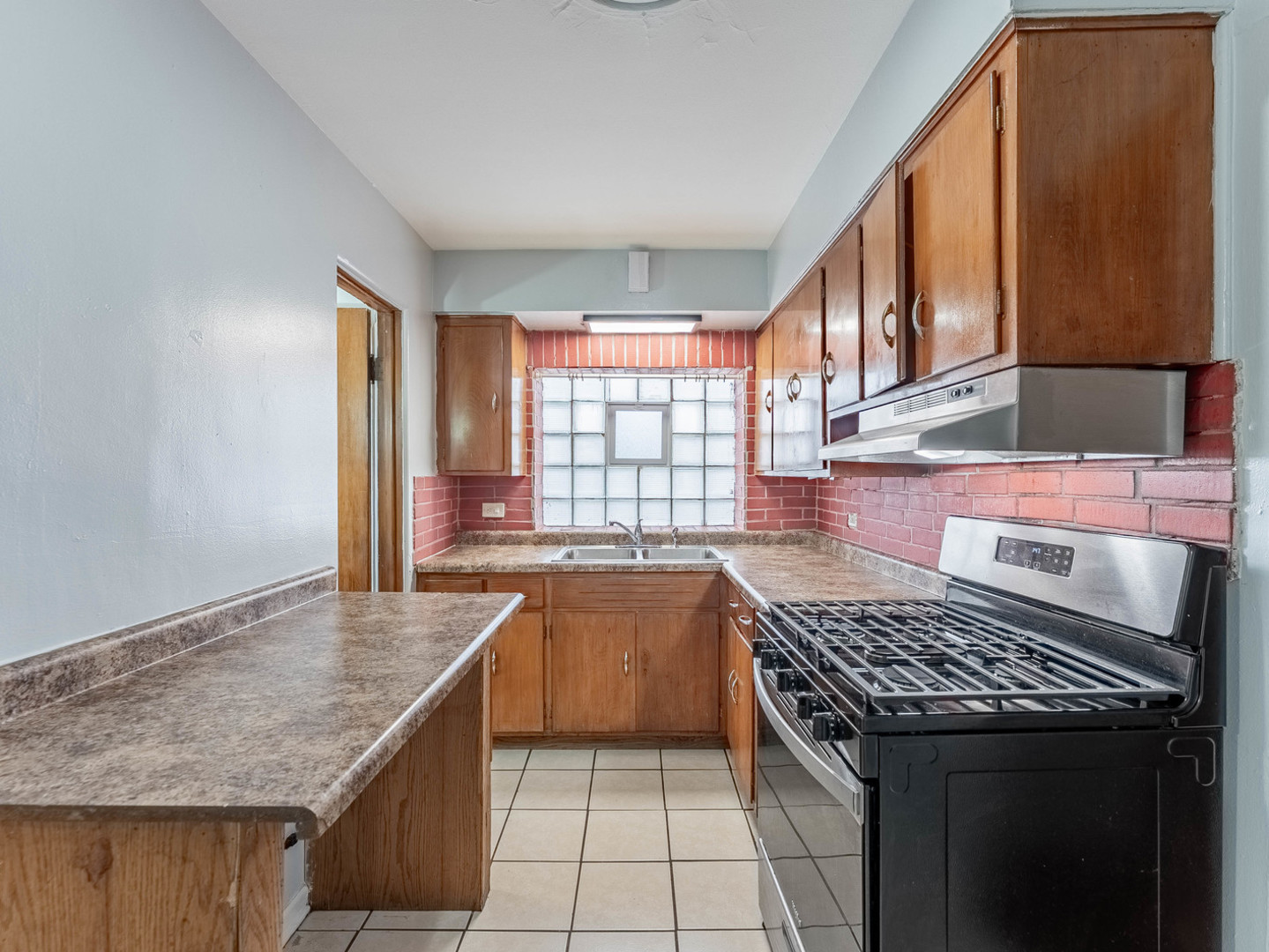3847 Euclid Avenue Property Photo 20