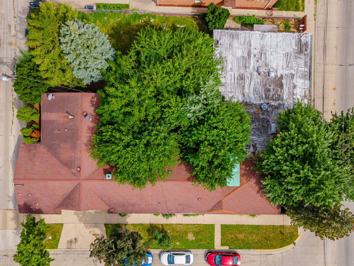 3847 Euclid Avenue Property Photo 28