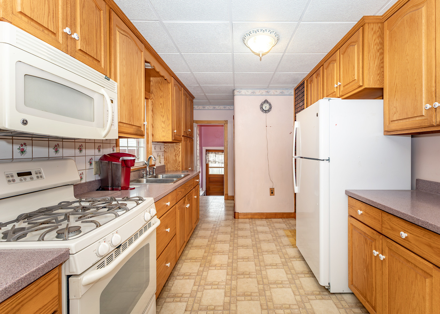 214 S Ridge Street Property Photo 15