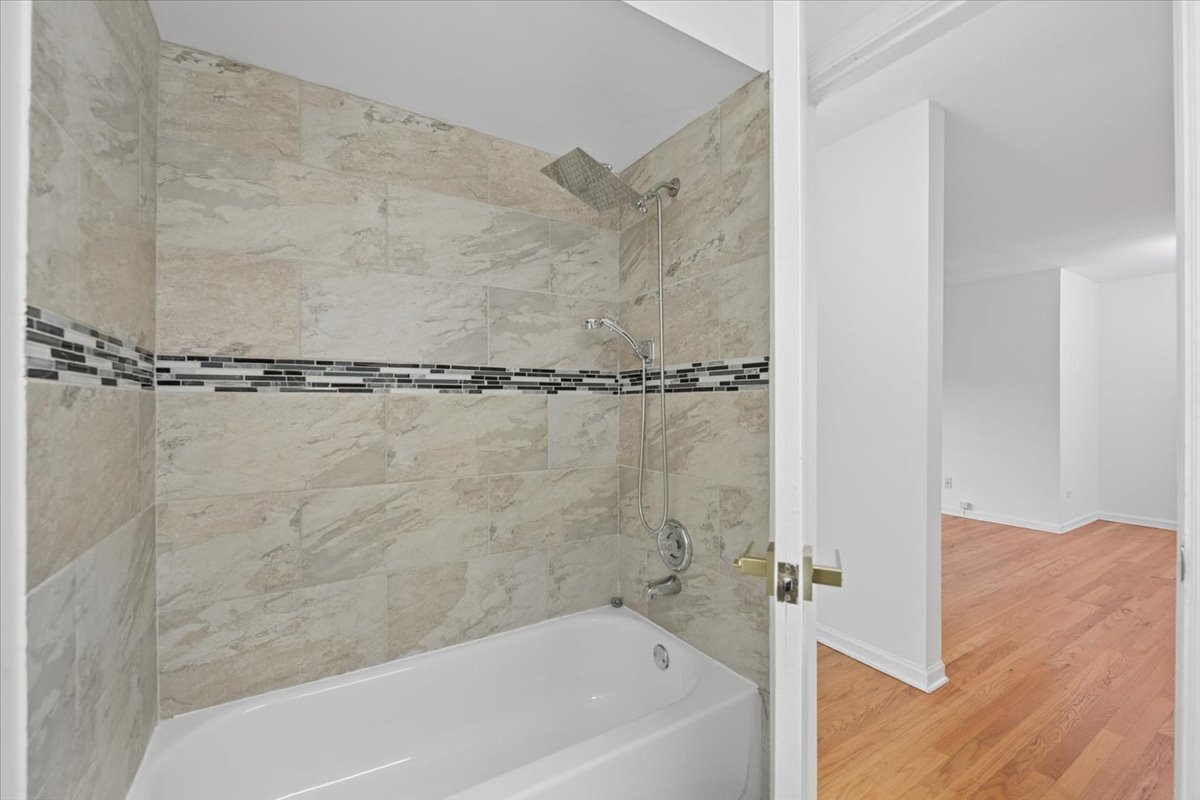 406 Franklin Avenue 3b Property Photo 19