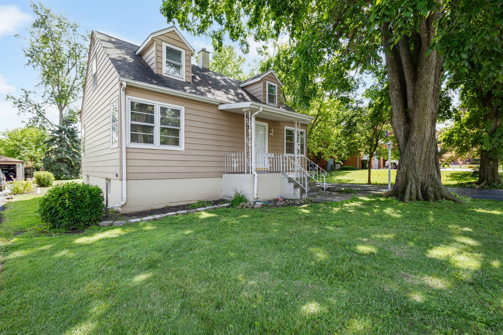 12721610 Property Photo 2