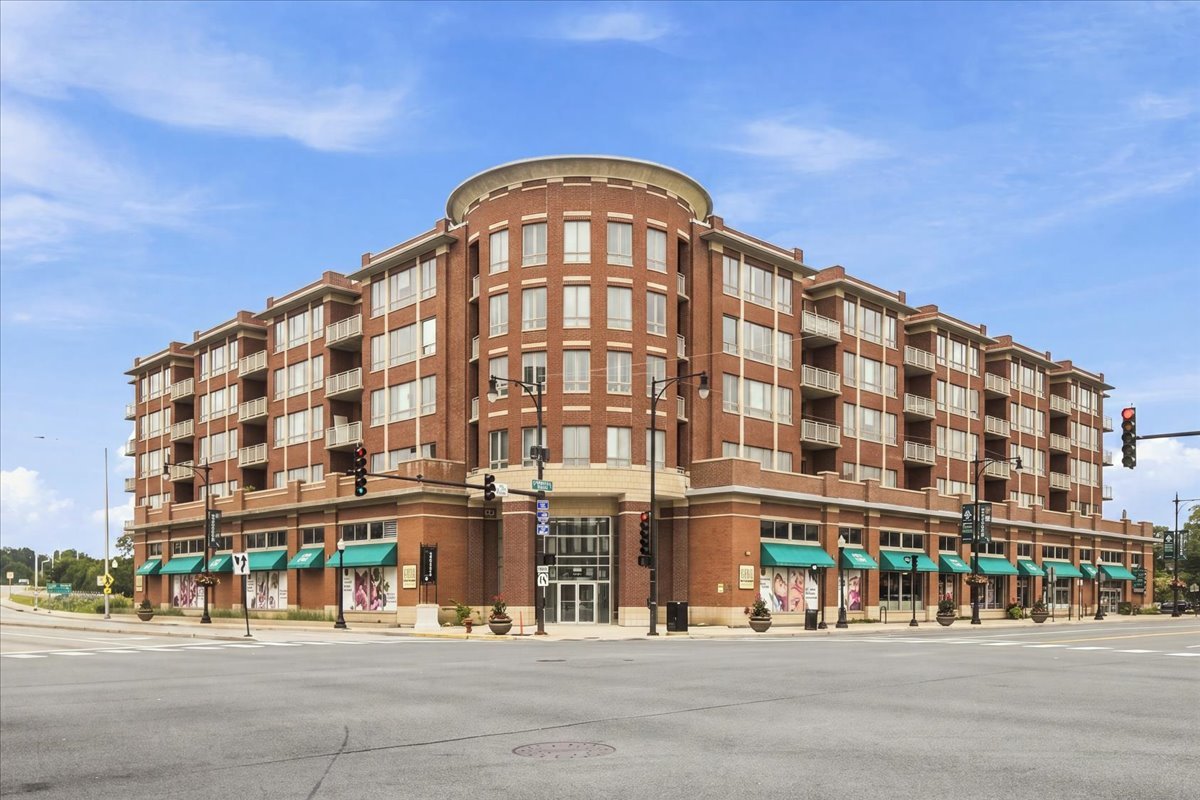 6000 N Cicero Avenue 515 Property Photo 1