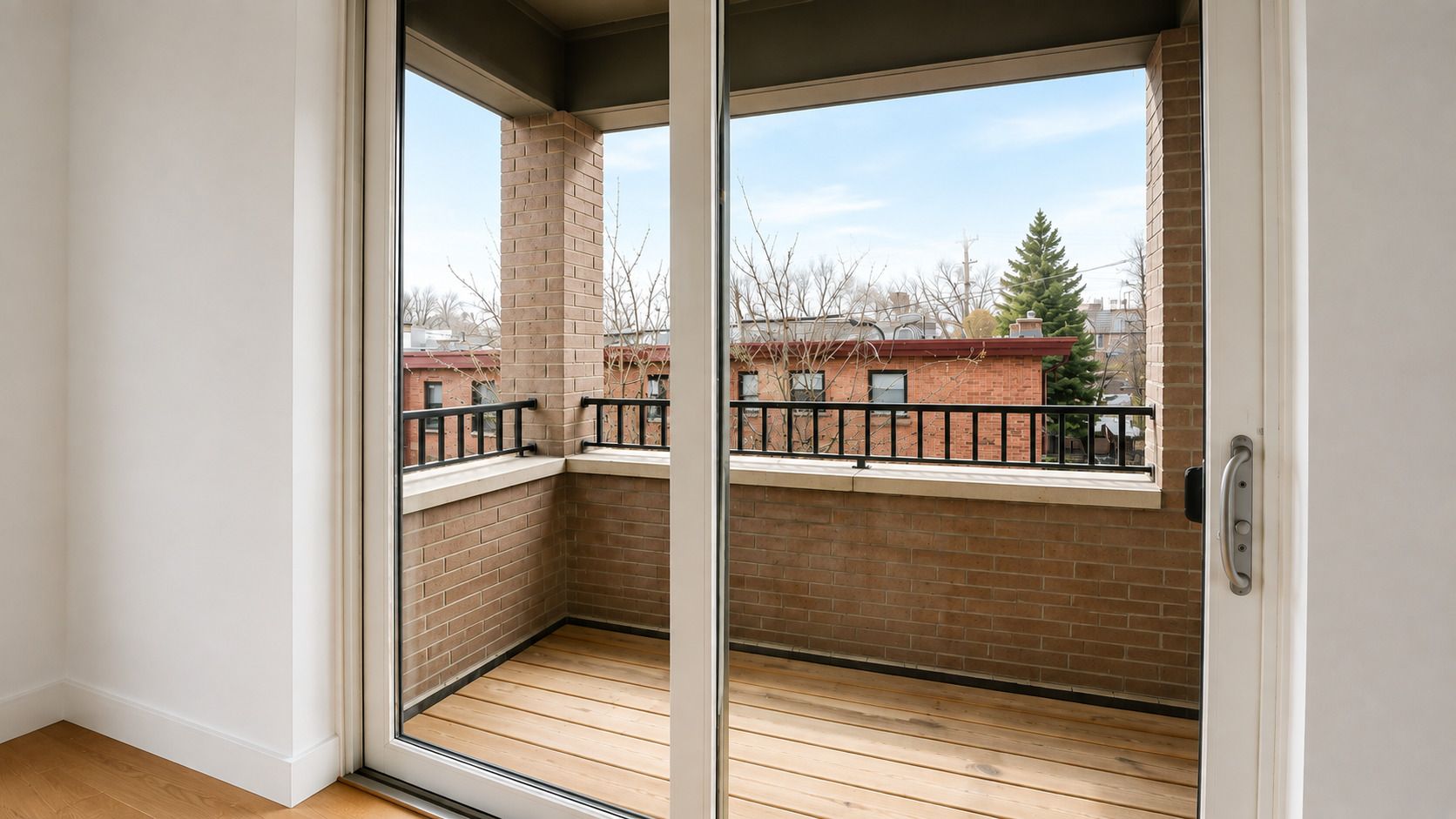 1121 Greenleaf Avenue 304 Property Photo 16
